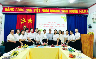 HỘI NGHỊ KIỂM ĐIỂM CHẤT LƯỢNG TẬP THỂ CHI BỘ VÀ ĐẢNG VIÊN NĂM 2025